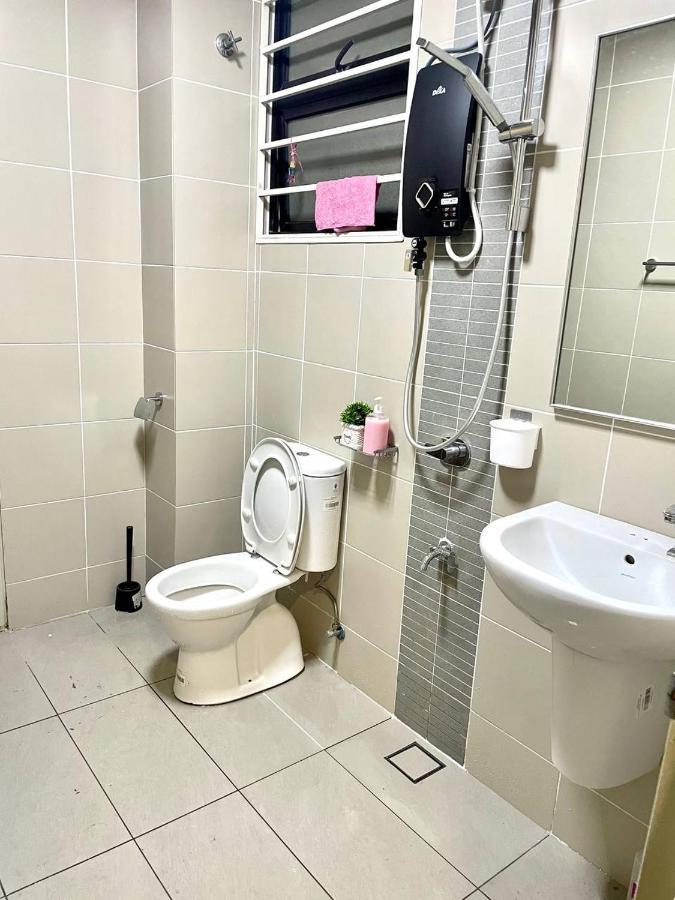 Homestay 3Br Near Setia Alam Shah Alam Zewnętrze zdjęcie