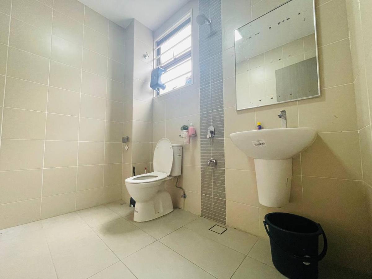 Homestay 3Br Near Setia Alam Shah Alam Zewnętrze zdjęcie